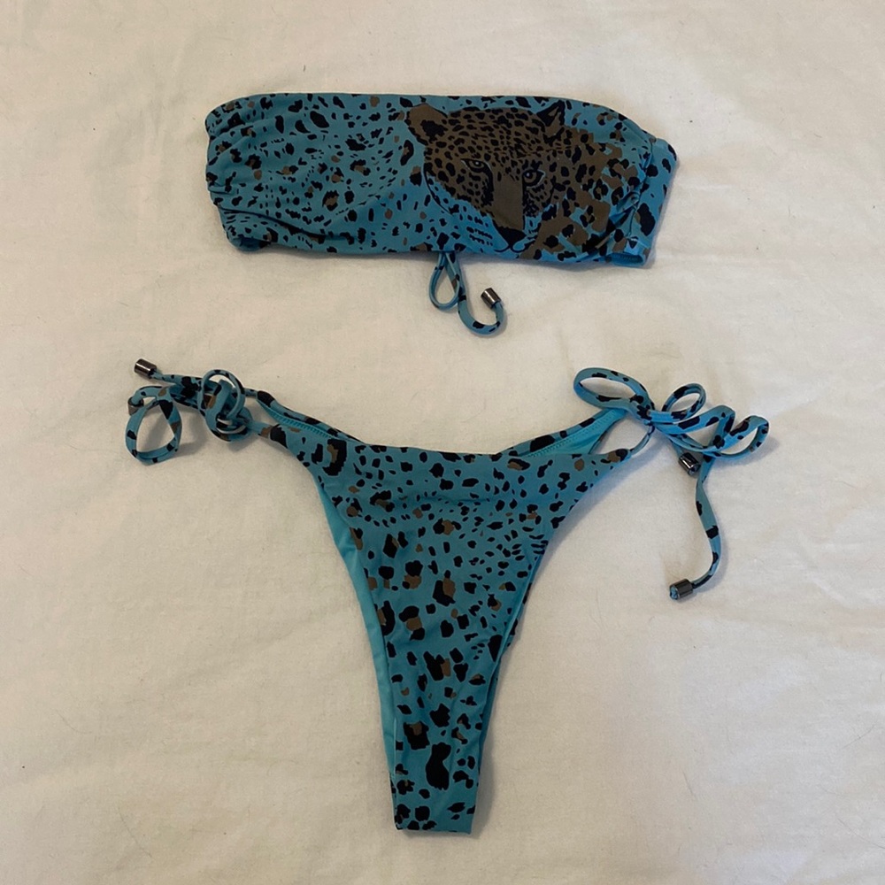 Victoria’s Secret Cheetah bikini